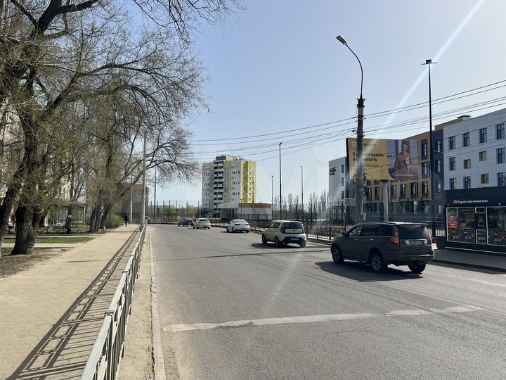 Торговая площадь, 327 м²