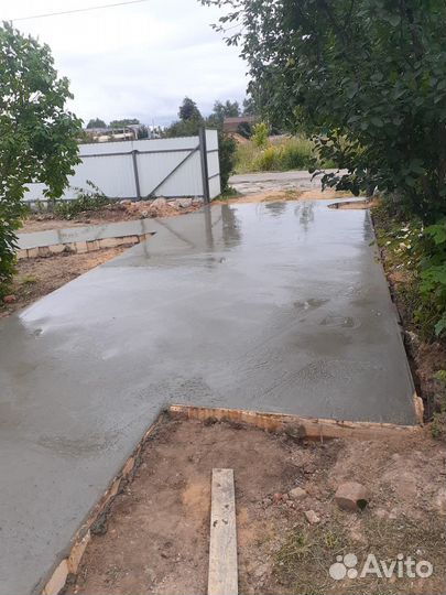 Бетонирование двора