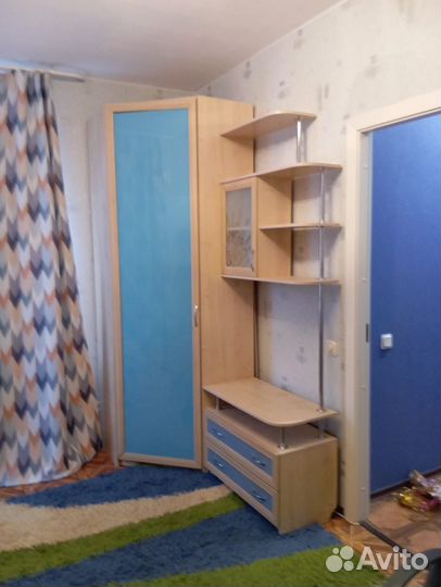 Шкаф, кровать, компьютерный стол