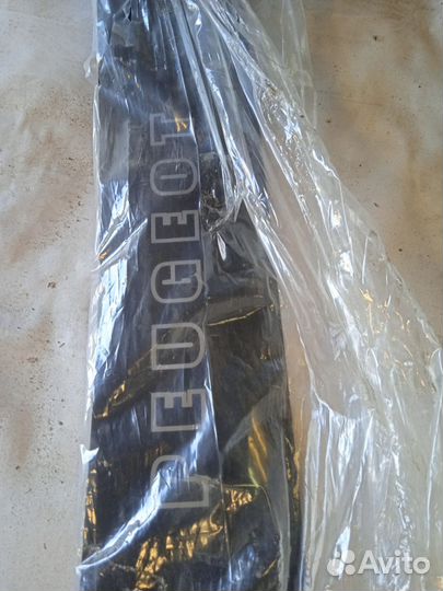 Дифлектор капота Peugeot 806