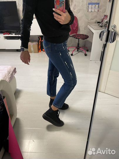 Джинсы со стразами