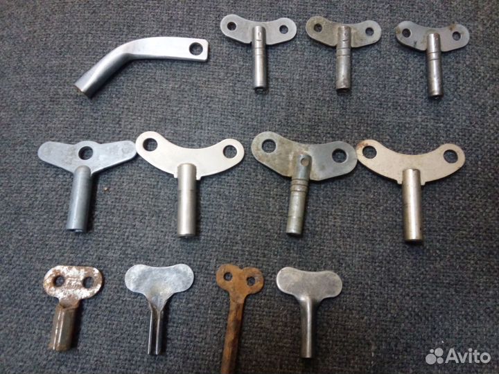 Ключи заводные к часам и машинкам СССР