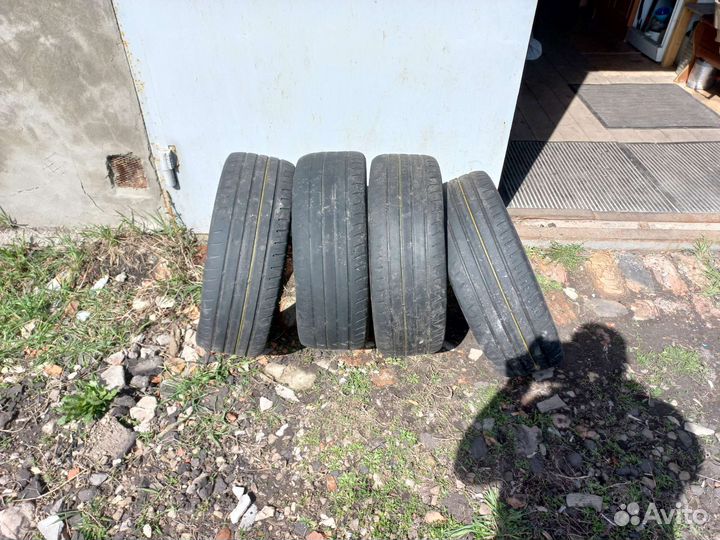 Viatti Strada Asimmetrico 215/60 R16