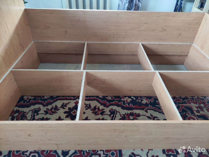 Кровать с ортопедическим матрасом