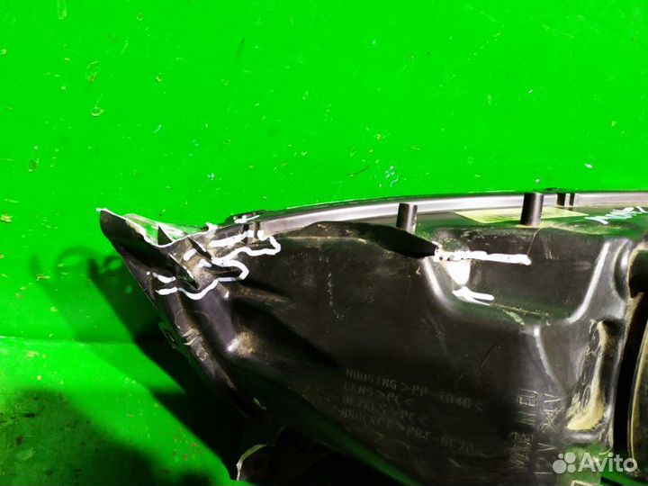 Фара правая Ford Mondeo 5 2014