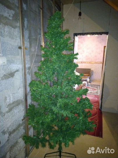 Елка искусственная