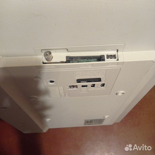 Samsung SMART tv32UE32J4710AK