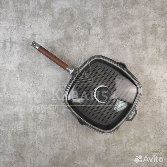 Чугунная сковорода гриль с крышкой
