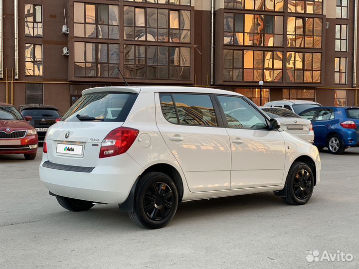 Skoda Fabia 1.6 AT, 2011, 161 000 км