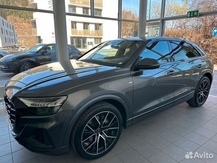 Audi Q8 3.0 AT, 2023, 15 км