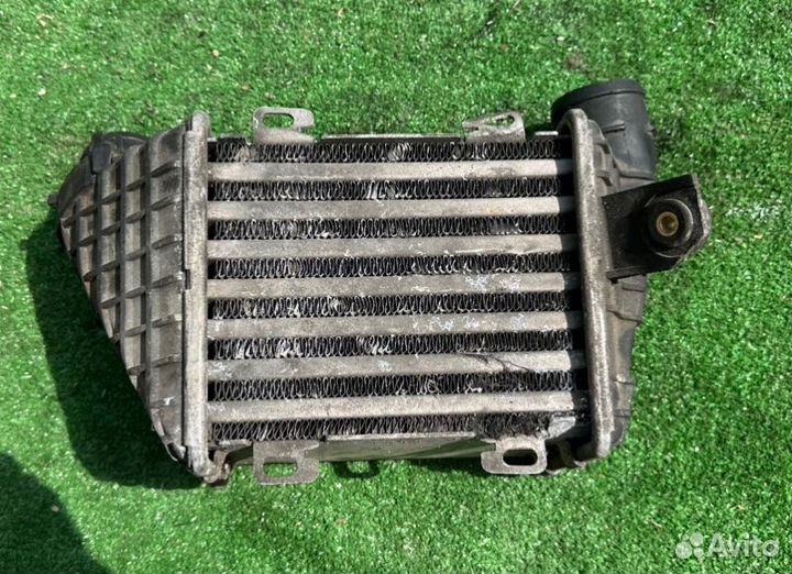 Интеркулер Volkswagen Golf 1.9 1995