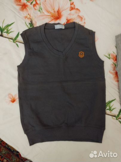 Жилетка новый