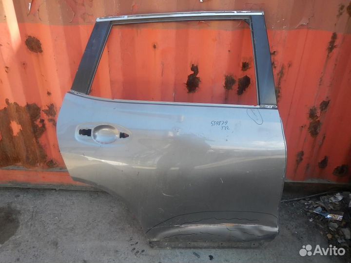 Дверь задняя правая Nissan X-Trail