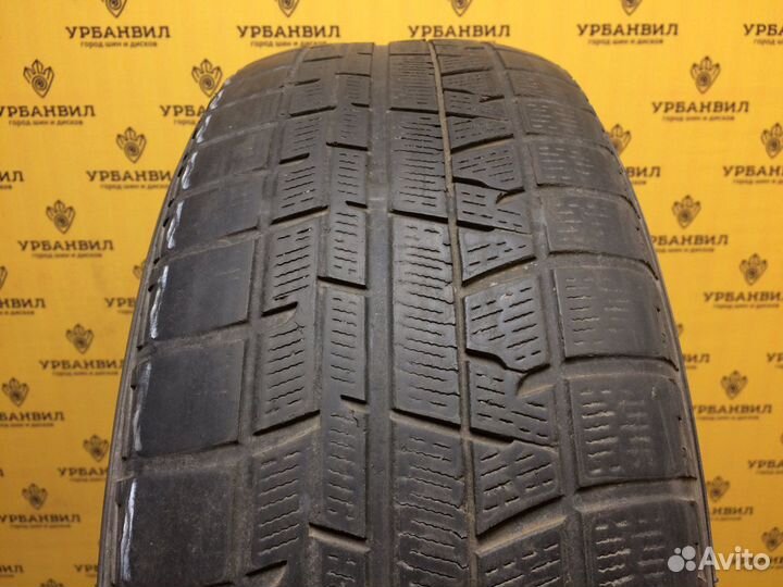 Yokohama Ice Guard IG50 215/60 R16