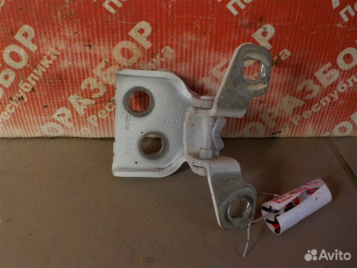 Петля двери верхняя передняя левая Renault Logan