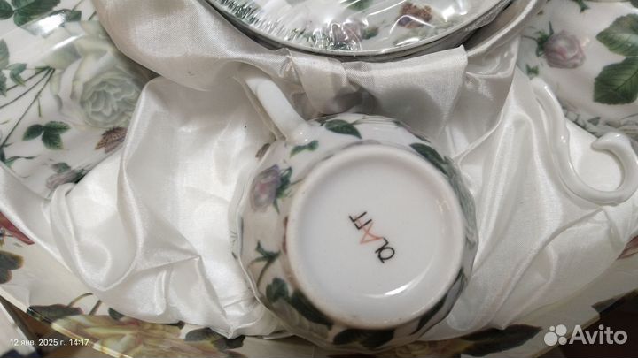 Чайный сервис фарфоровый