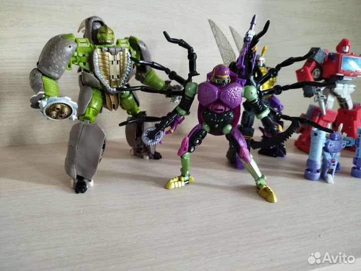 Фигурки Transformers Hasbro Legacy & Studio