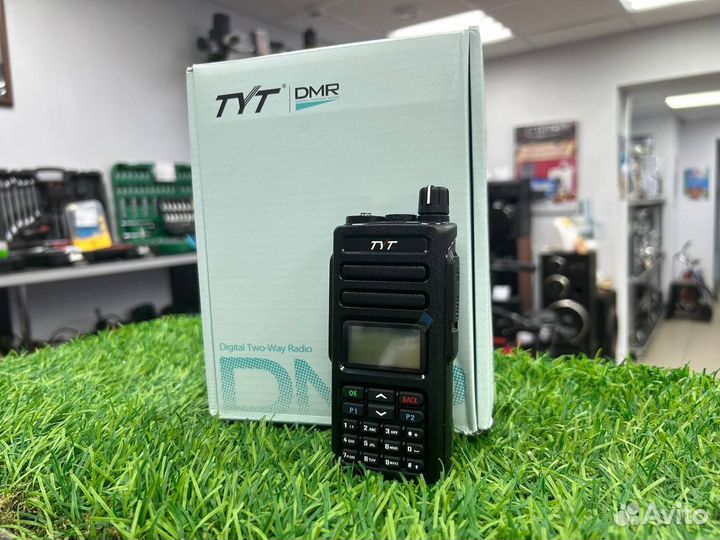 Радиостанция портативная TYT MD-750 DMR