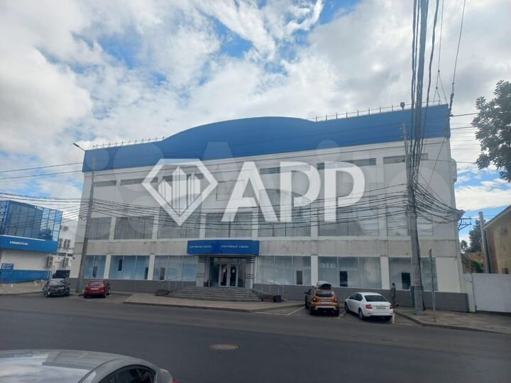 Сдаю торговое помещение, 500 м²