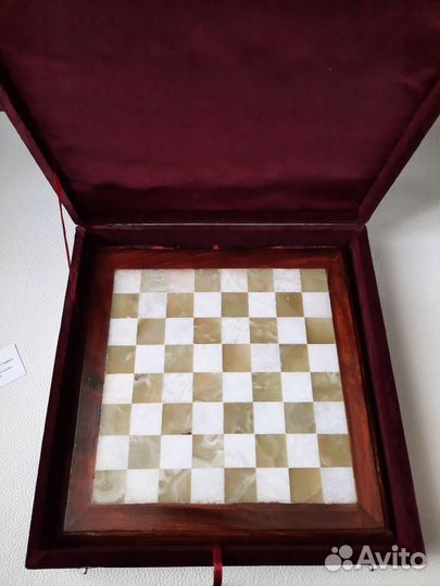 Шахматы из оникса новые