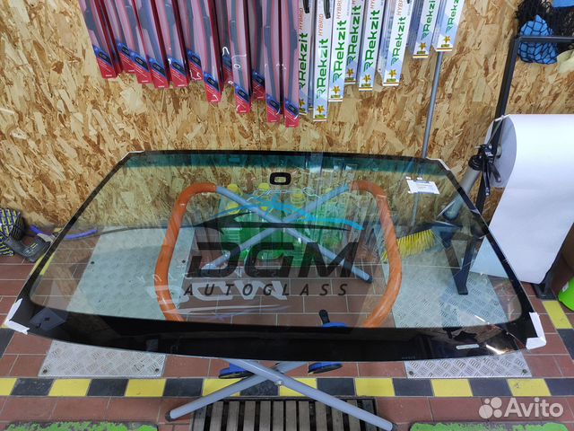 Лобовое стекло Audi A6 C7