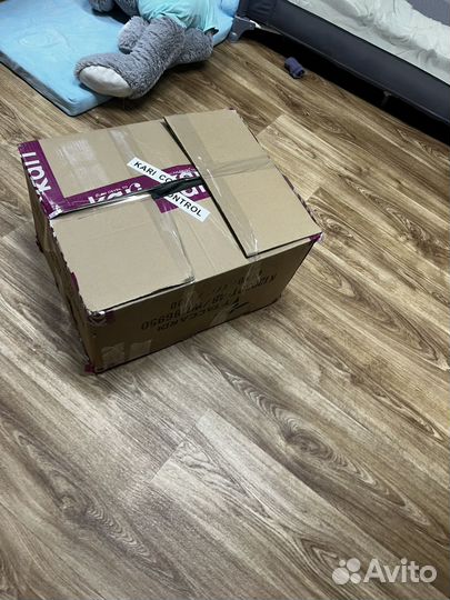 Вещи две коробки