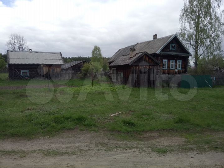 Дом 50 м² на участке 33 сот.