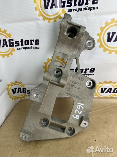 Кронштейн генератора Volkswagen Passat B6
