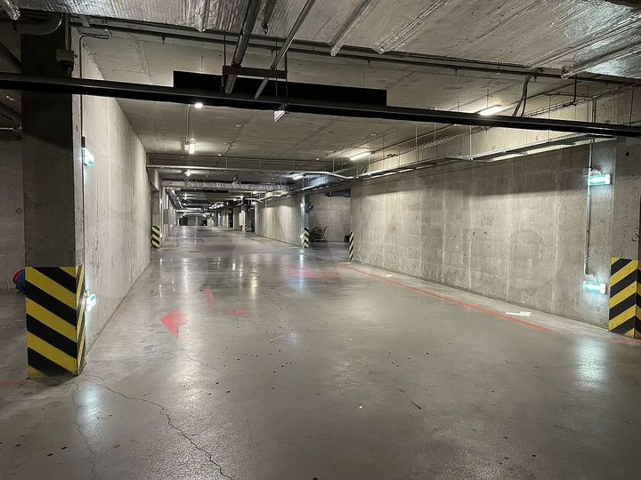 Машиноместо, 15 м²