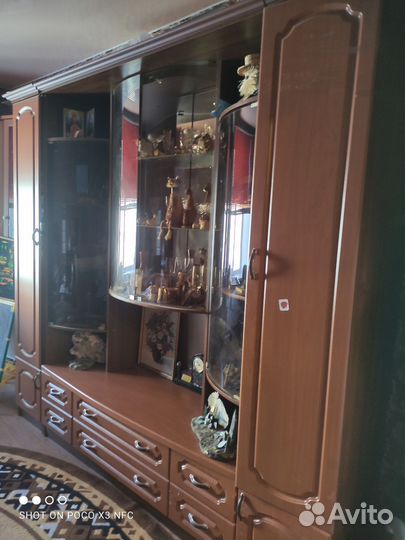 Стенка в гостиную