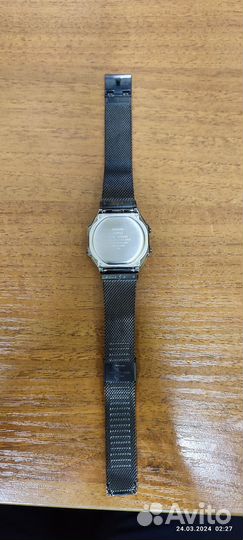 Часы наручные