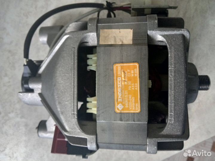 Двигататель стиральной машины indesco lb2000