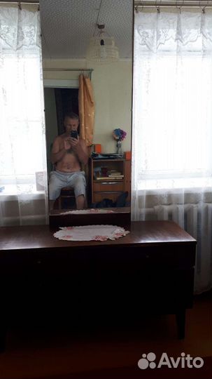 Трюмо с зеркалом бу