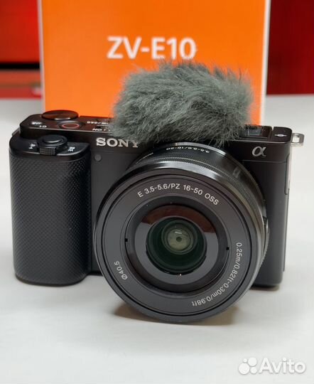 Sony ZV-E10 + Sony 16-50mm (kit)