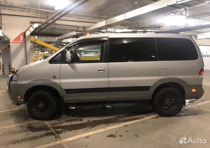 Hyundai Starex, 2001