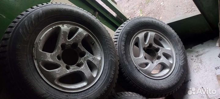 Комплект колес