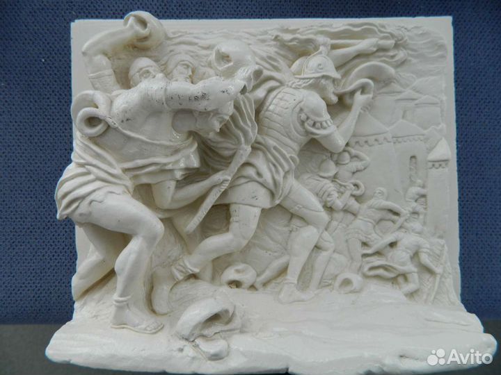 Барельефы формы