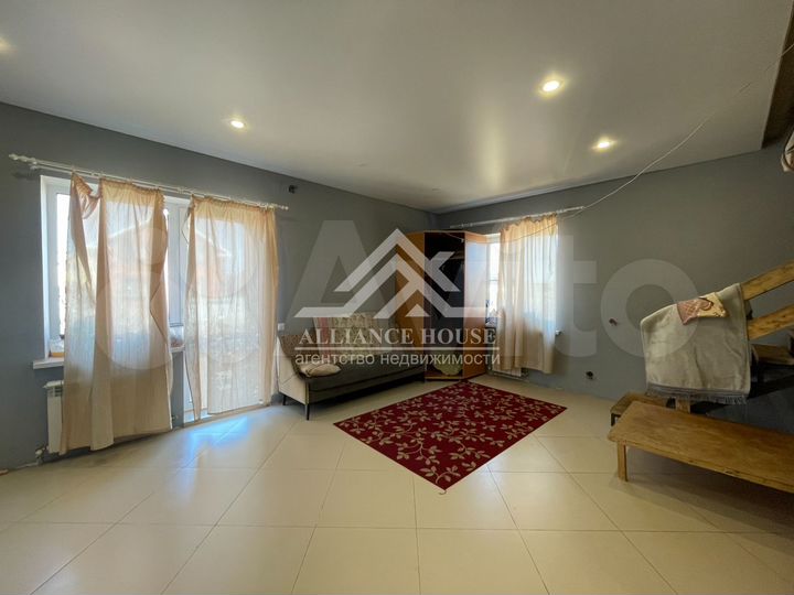 Коттедж 120 м² на участке 5 сот.