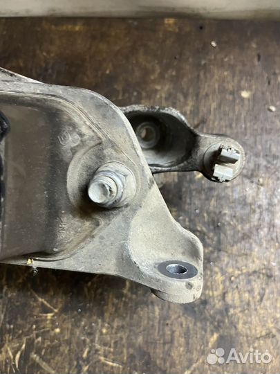 Рено дастер опора МКПП