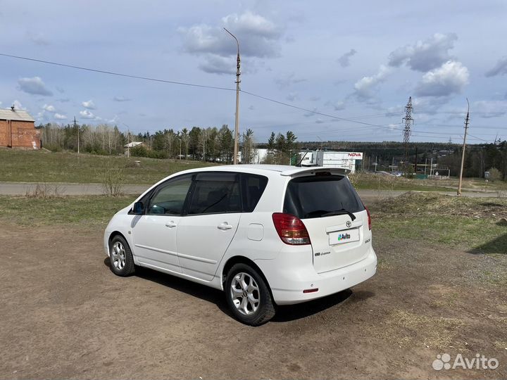 Toyota Corolla Spacio 1.5 AT, 2005, 200 000 км