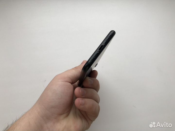 iPhone 7, 128 ГБ
