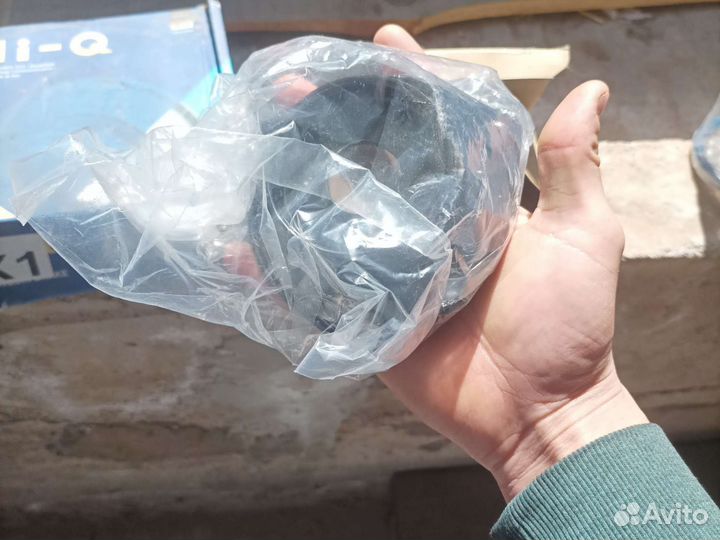 Пружины акцент