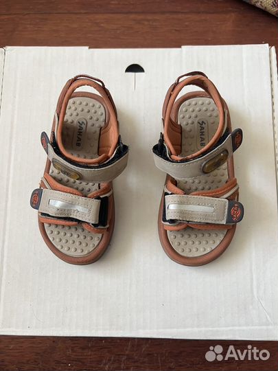 Сандалии детские 25 размер