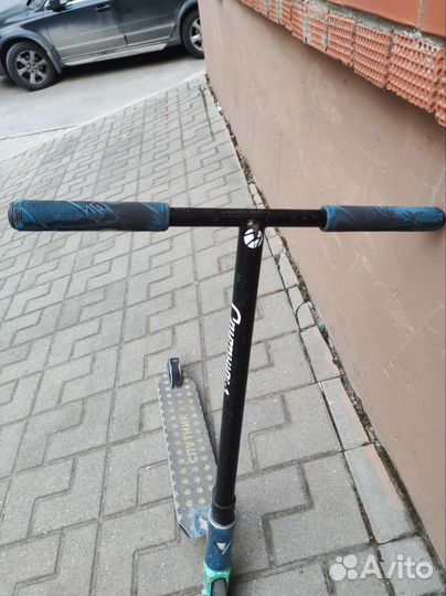 Трюковой самокат castom