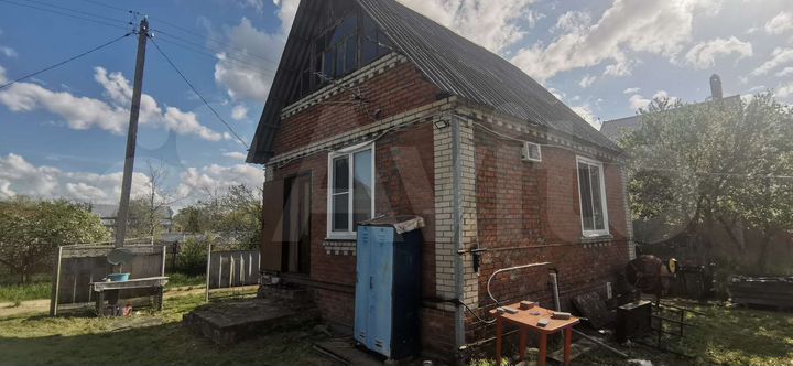 Дом 31 м² на участке 9,6 сот.