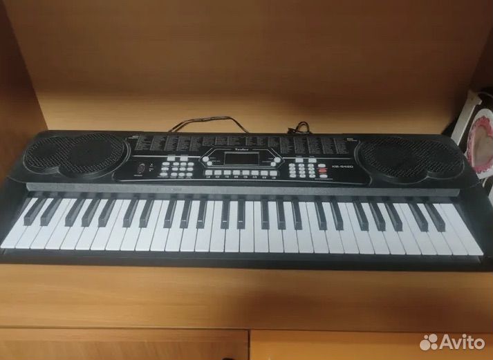 Синтезатор tesler kb-5420