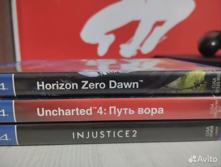 Ps4 Slim 1000 гб +3 игры + дуалшок 4