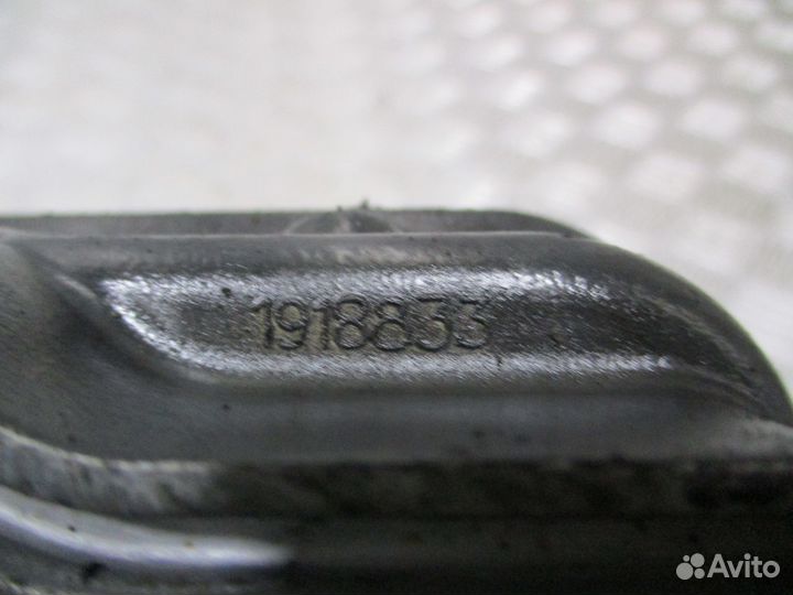 Проставка клапанной крышки Scania 1918833