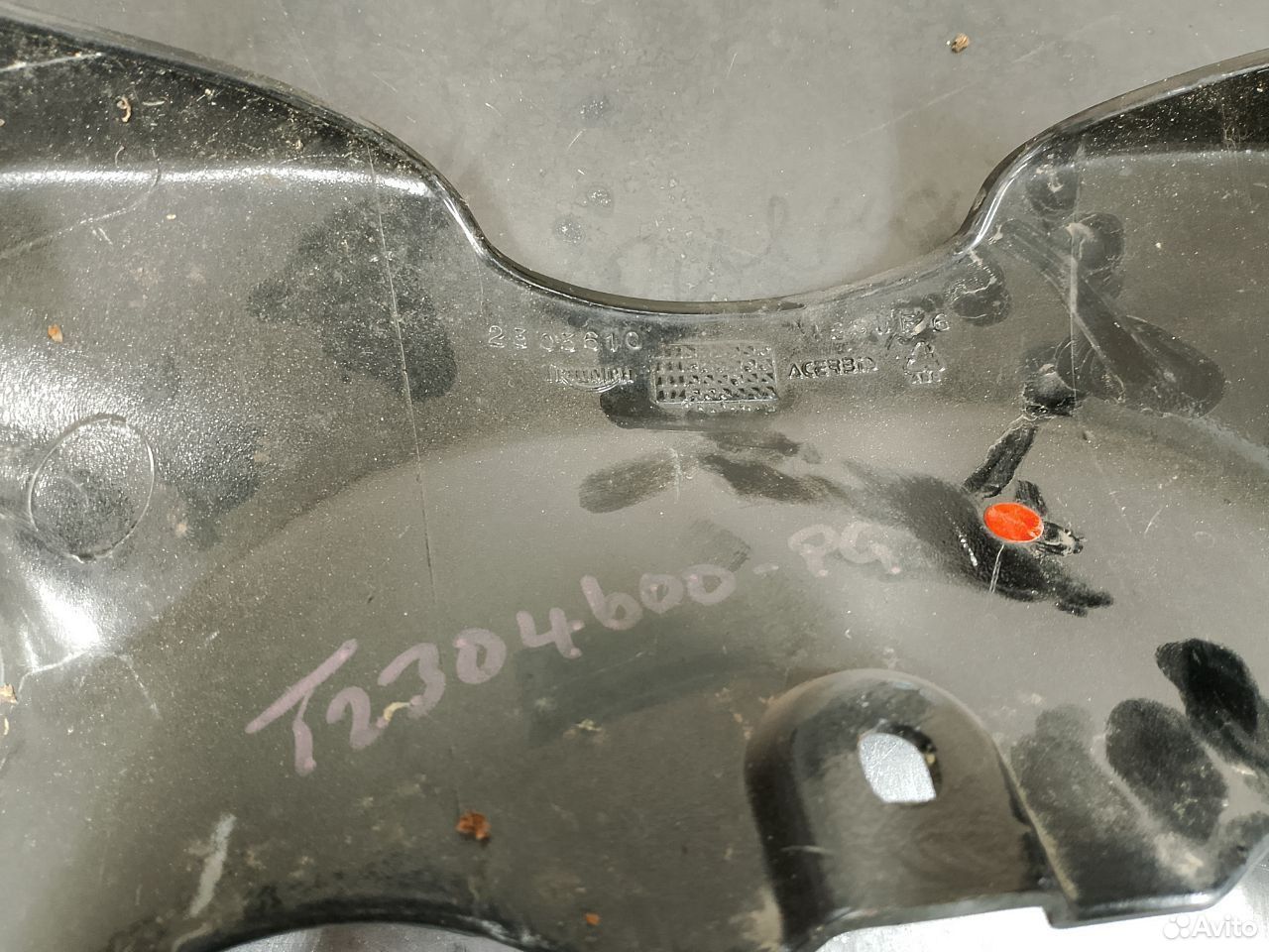 Triumph TT600 2000 обтекатель передний