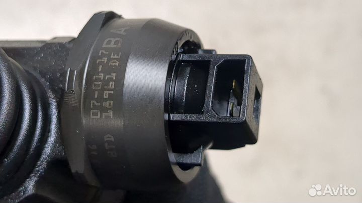 Форсунка топливная Volkswagen Touran, 2007